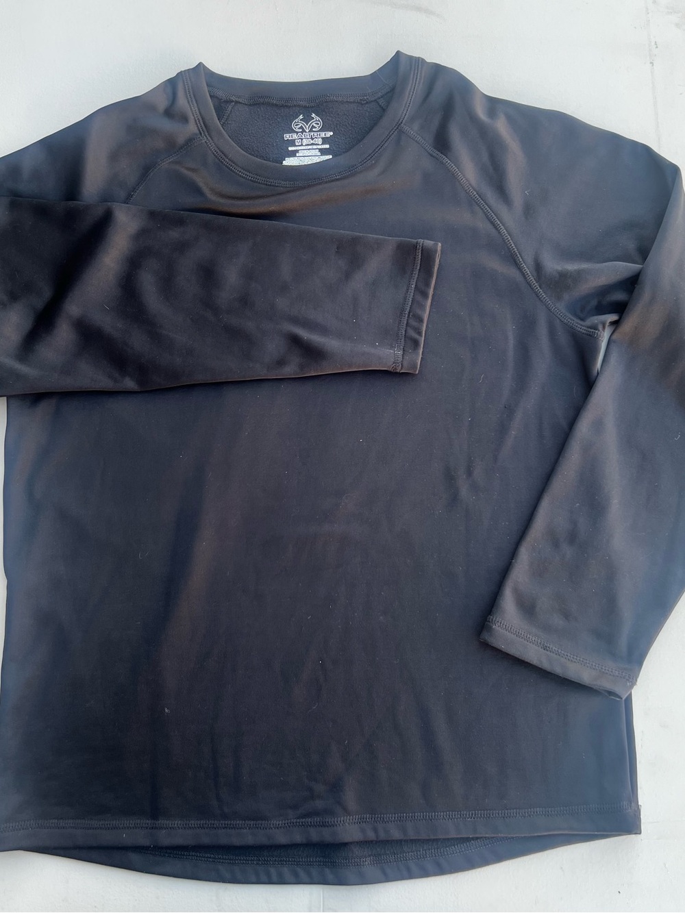 Realtree Black Long Sleeve Crew Performance Shirt